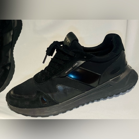 NWOT| MICHAEL KORS TRAINER MILES SUEDE AND SCUBA | BLK - Picture 11 of 13